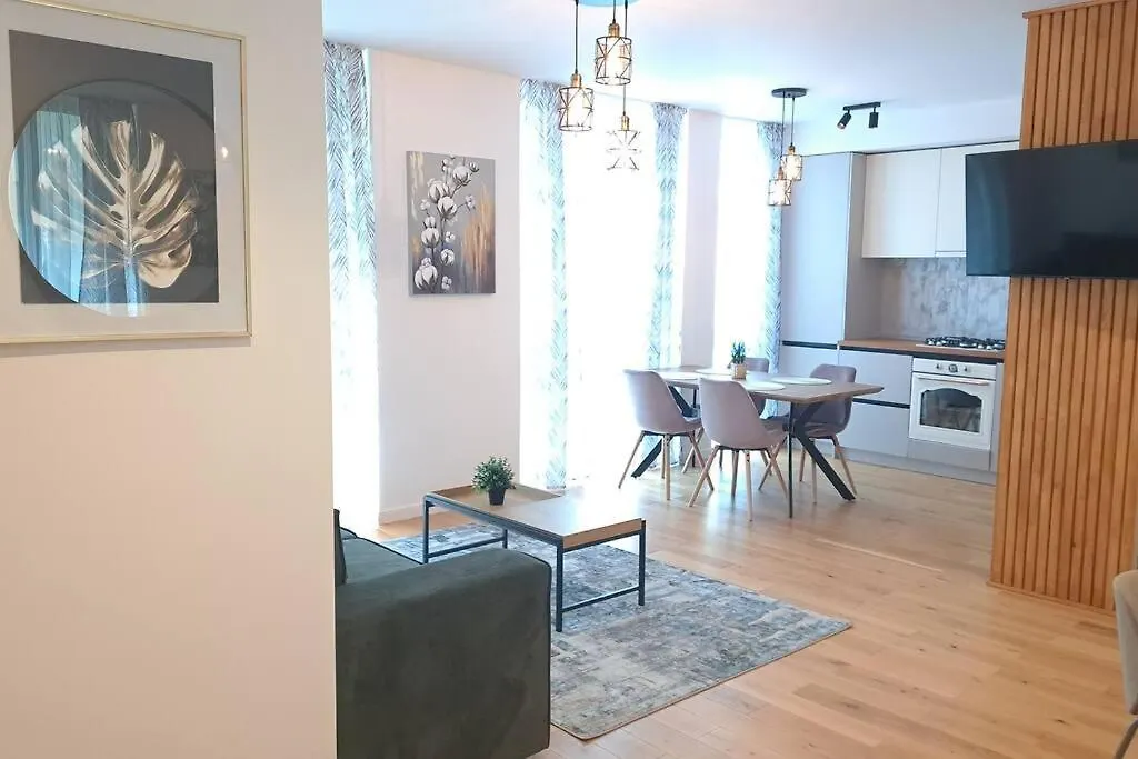 The Green Elegance Bucharest Apartment