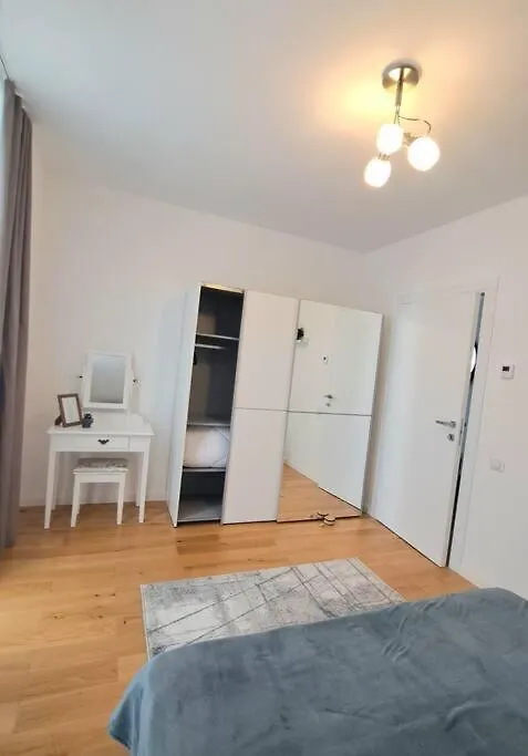 The Green Elegance Bucharest Apartment